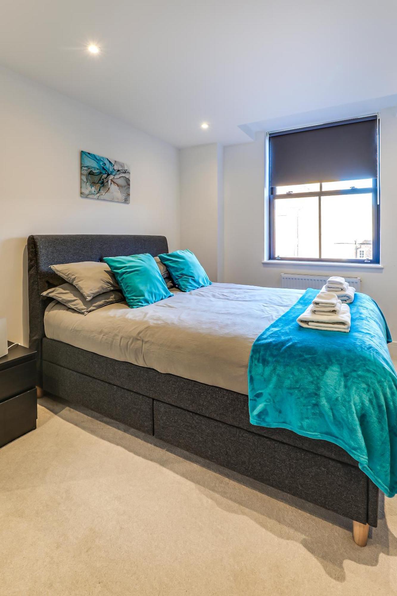 Exceptionally Spacious Apartment *