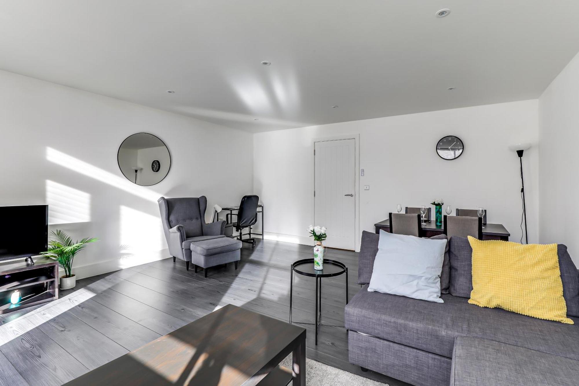 Apartment Exceptionally Spacious