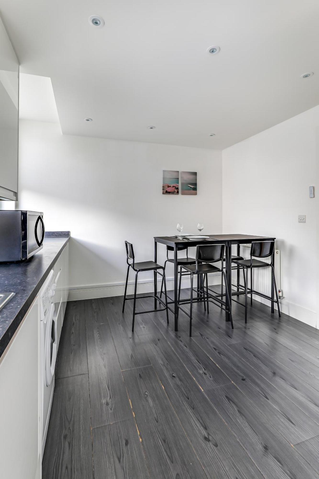 Apartment Exceptionally Spacious